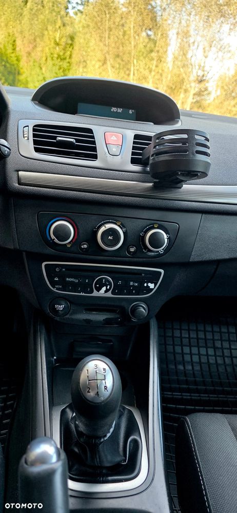 Renault Megane 1.6 16V 100 Authentique - 17