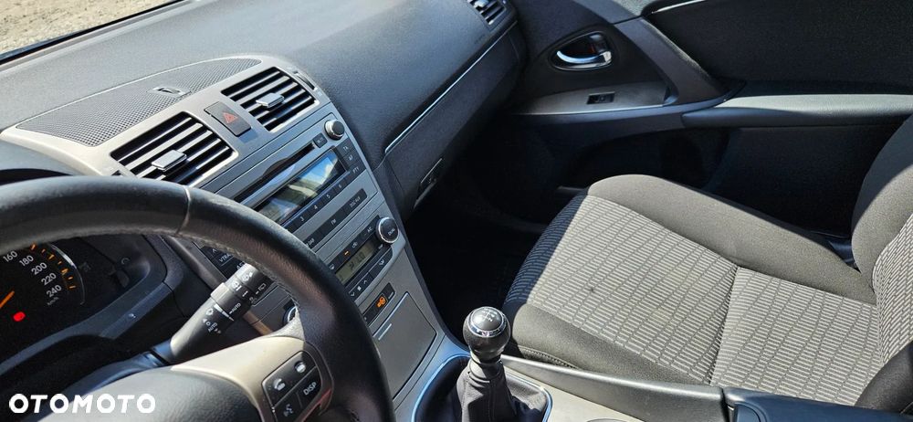 Toyota Avensis 1.8 Edition - 30