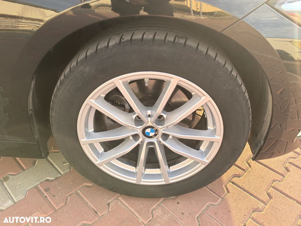 BMW Seria 3 320i AT - 25