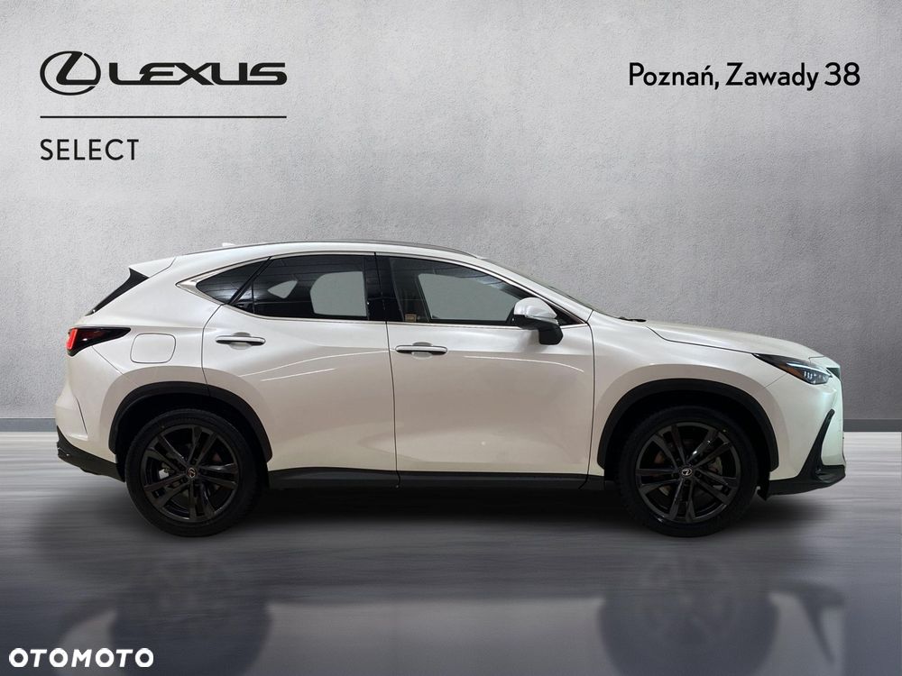 Lexus NX - 4