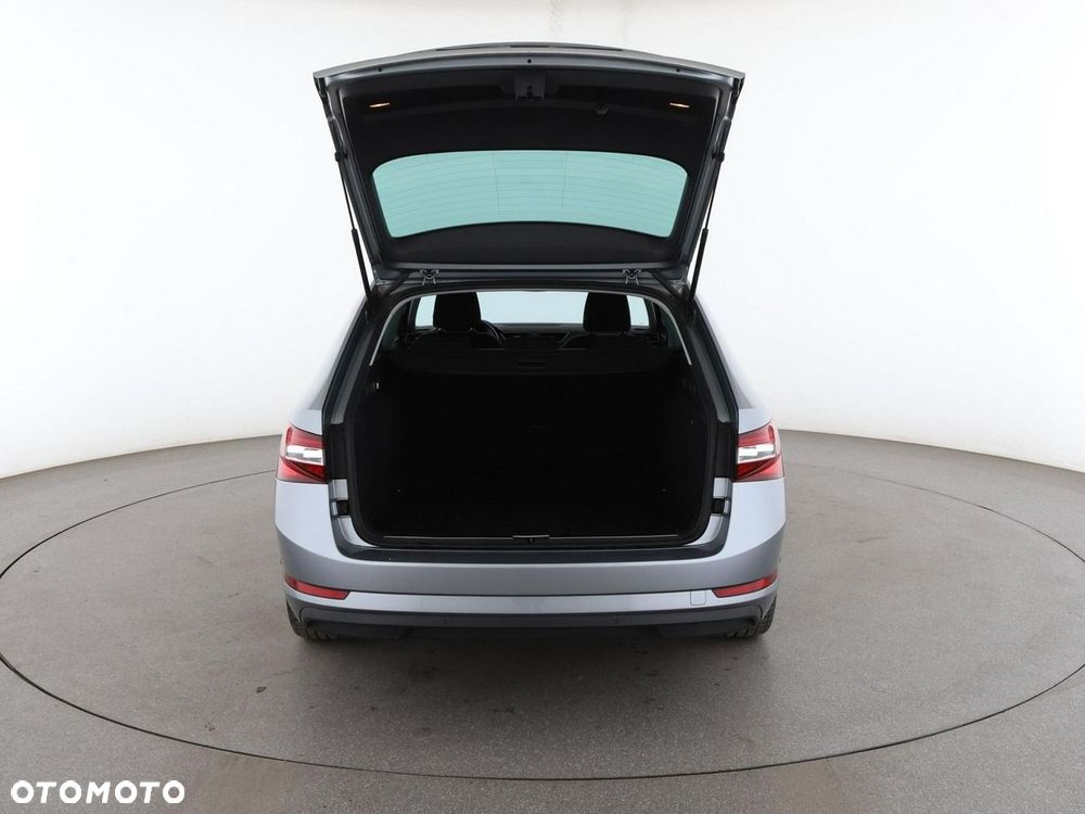 Skoda Superb 1.6 TDI Ambition - 20