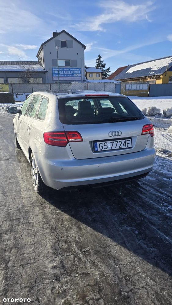 Audi A3 Sportback 1.4 TFSI Ambiente S tronic - 5