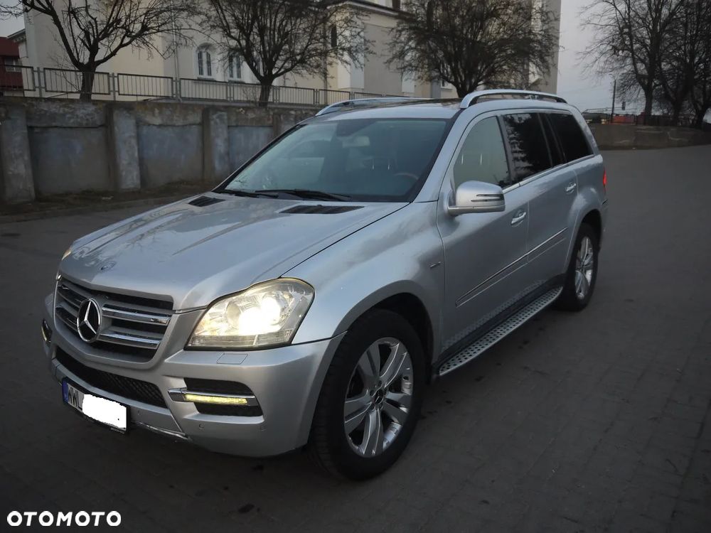 Mercedes-Benz GL 350 CDI BlueEff - 1