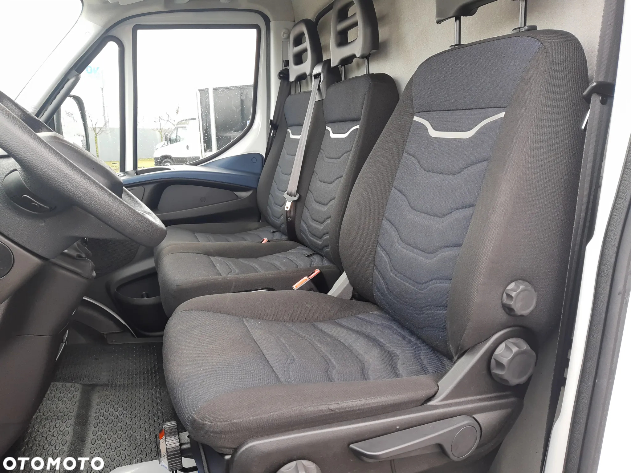 Iveco 70C18A8 (28514) - 11