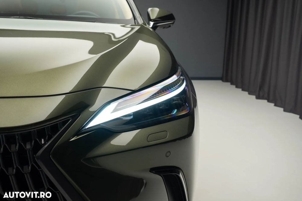 Lexus Seria NX - 34
