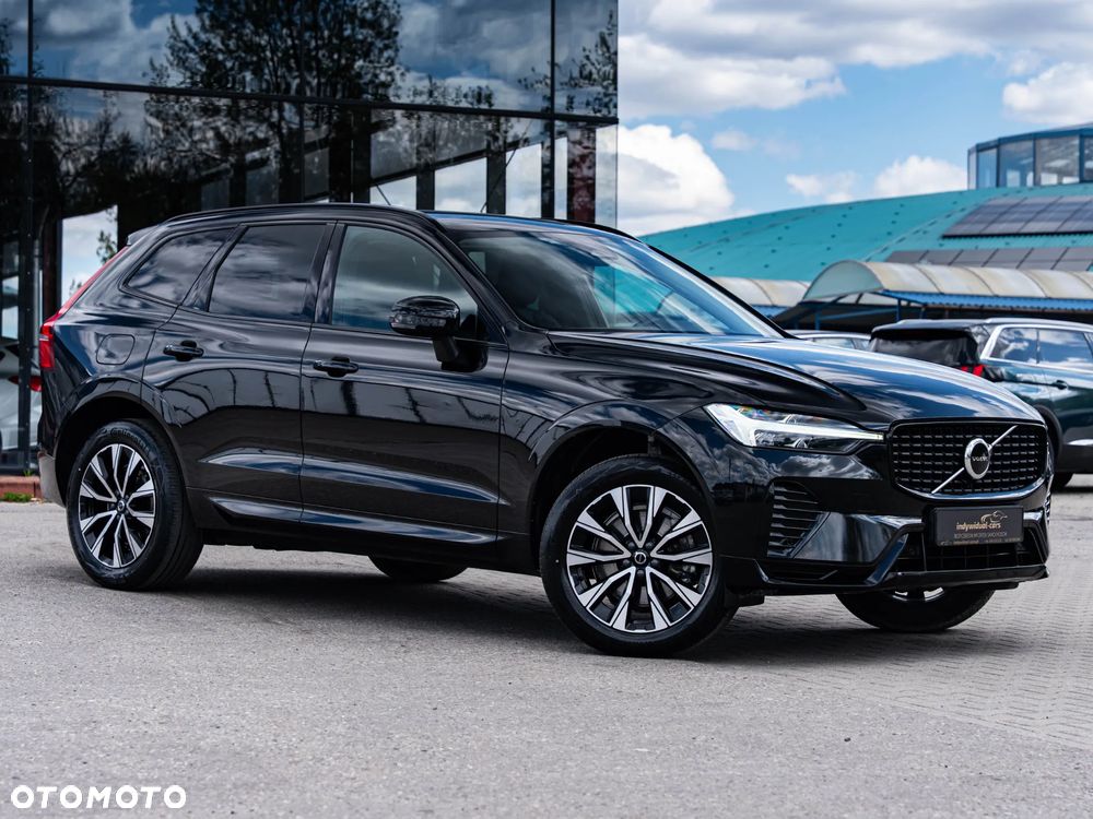 Volvo XC 60 B4 D Plus Dark - 8