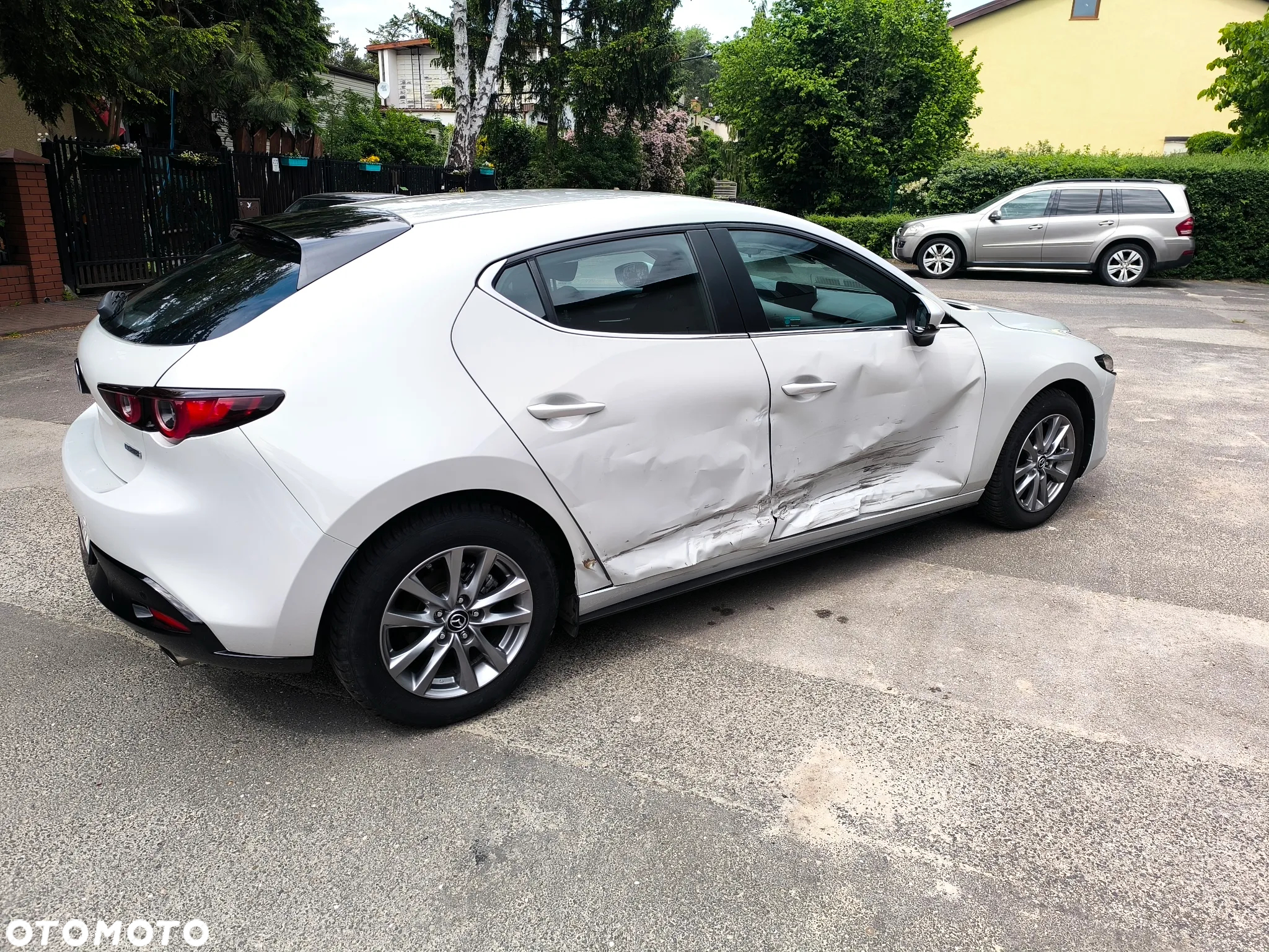 Mazda 3 - 4