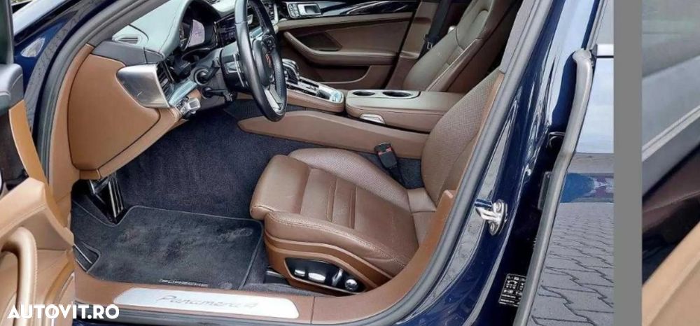 Porsche Panamera 4 E-Hybrid - 4