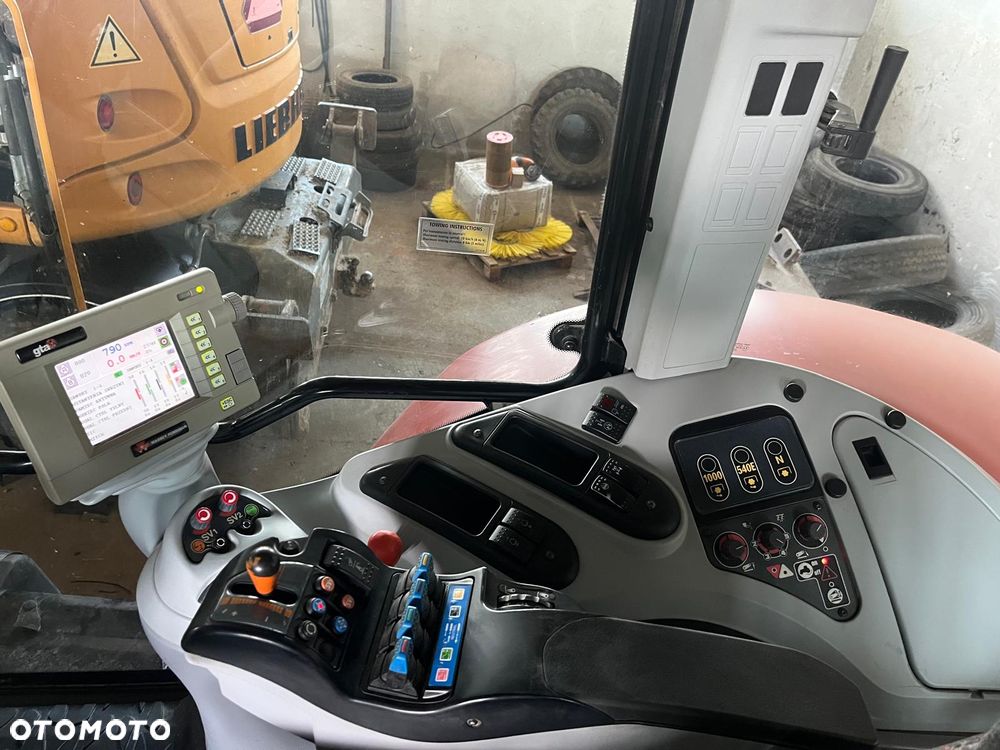 Massey Ferguson 8480 - 12