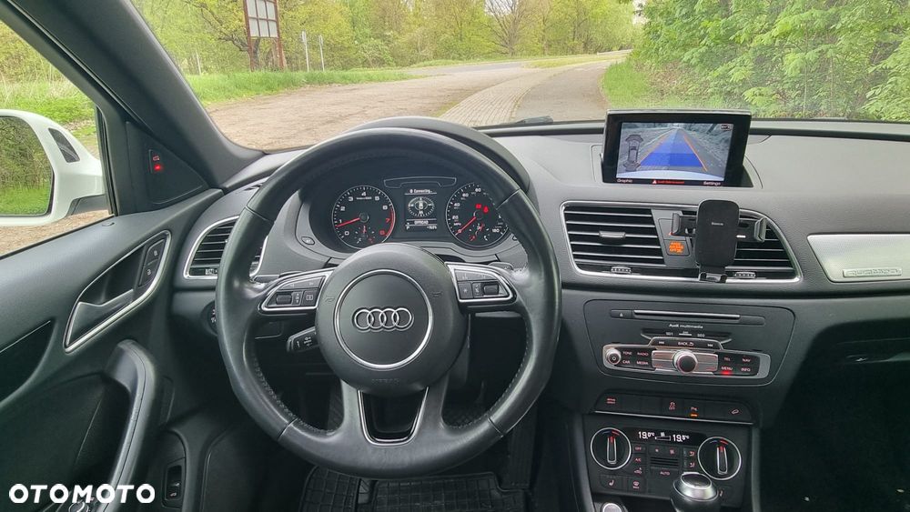 Audi Q3 - 13