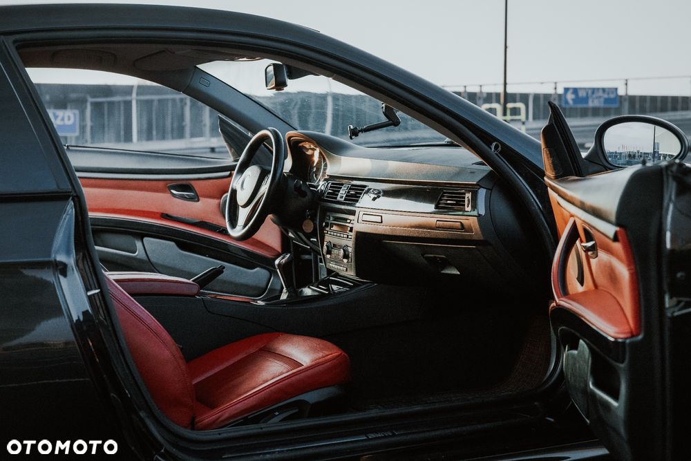 BMW Seria 3 320i M Sport Edition - 14