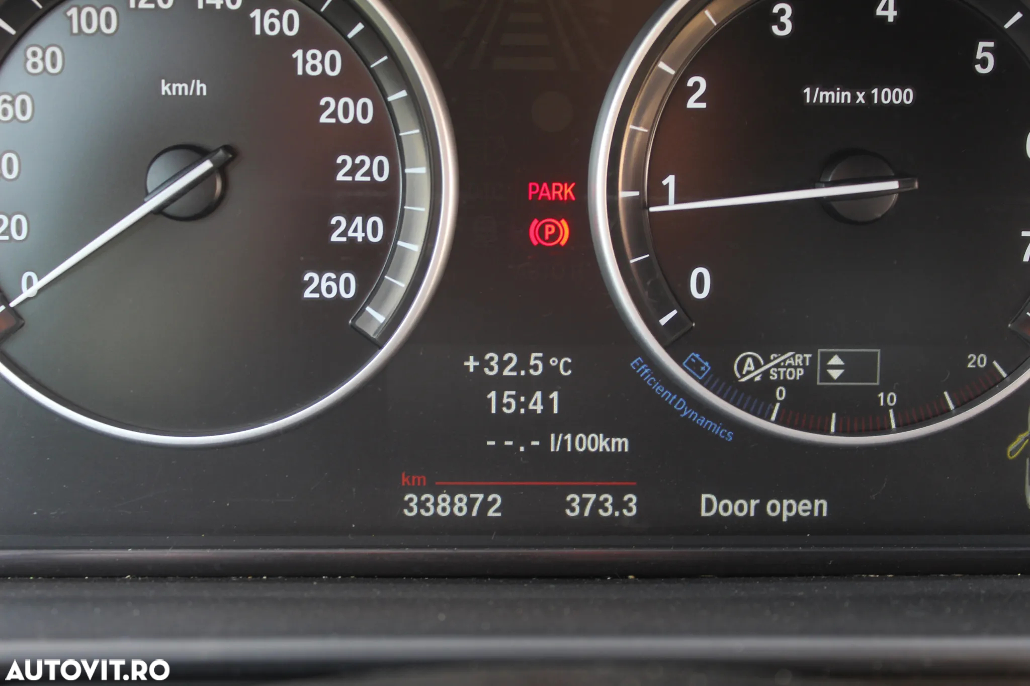 BMW Seria 5 528i Modern Line - 22