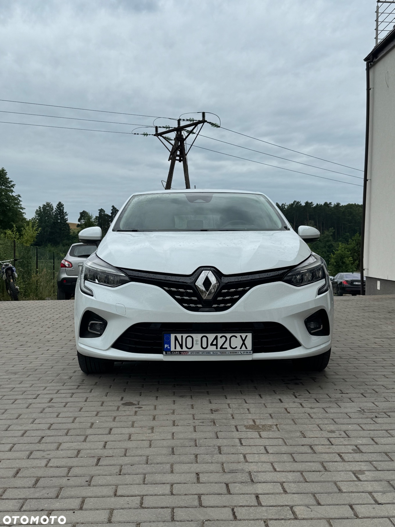 Renault Clio E-TECH Hybrid 140 BUSINESS EDITION - 4