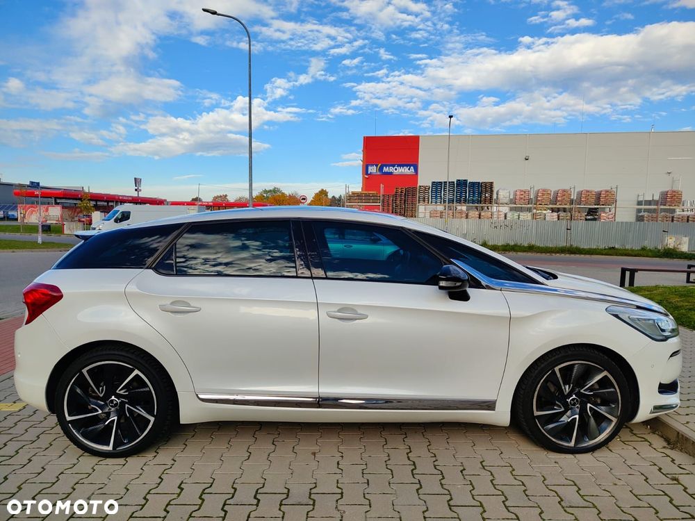 DS Automobiles DS 5 - 6