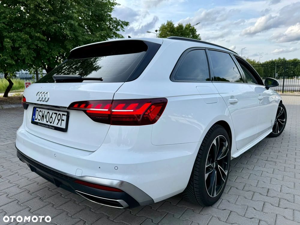 Audi A4 Avant 35 TDI S tronic S line - 2