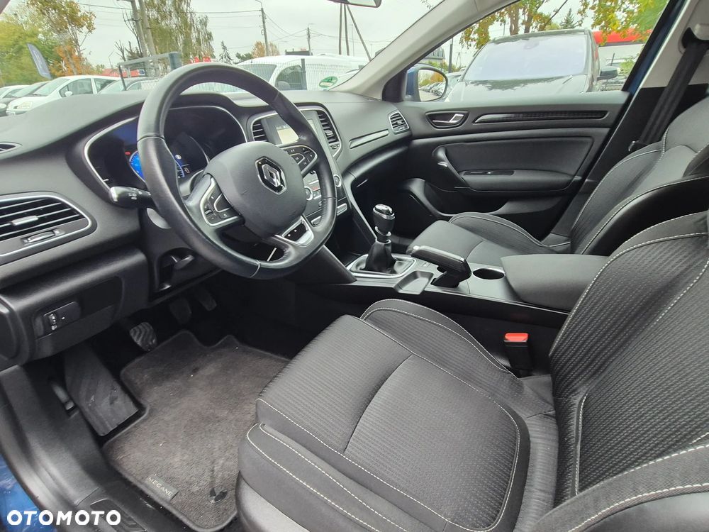 Renault Megane ENERGY TCe 100 EXPERIENCE - 28
