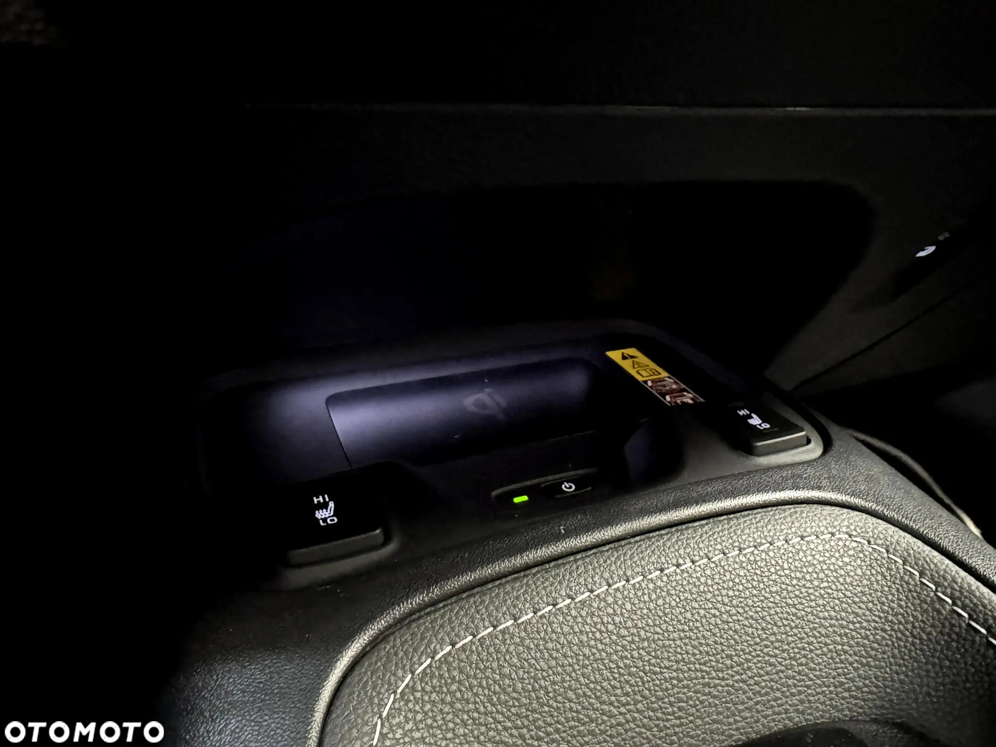 Toyota Corolla 1.8 Hybrid Style - 30