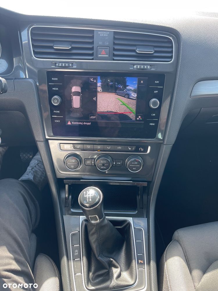 Volkswagen Golf 1.6 TDI Sound - 14