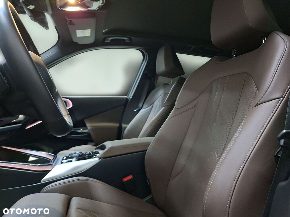 BMW X3 xDrive20d mHEV - 12