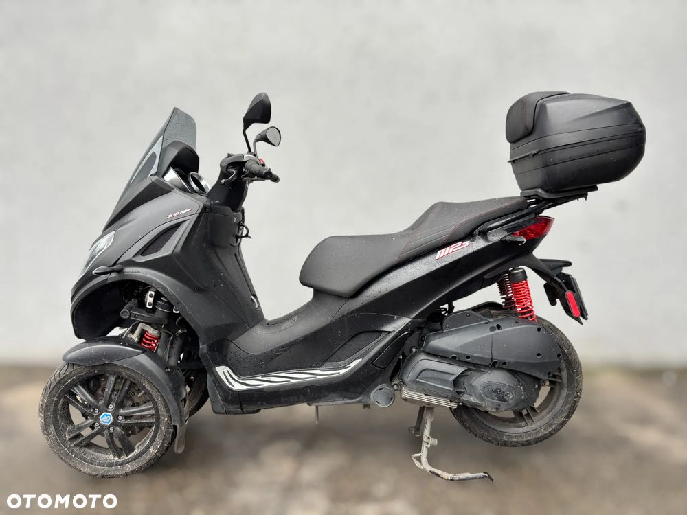 Piaggio MP-3 - 5