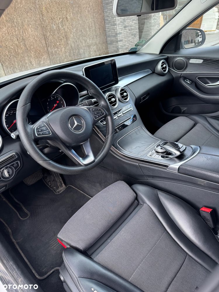 Mercedes-Benz Klasa C 160 9G-TRONIC - 22