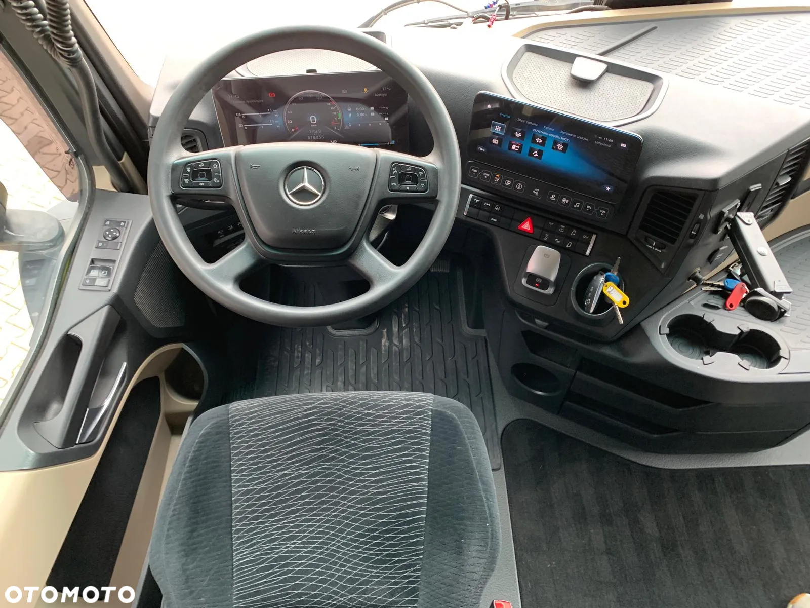 Mercedes-Benz ACTROS 1846 4x4HAD EURO6 CIĄGNIK SIODŁOWY Z HYDRAULIKĄ WYWROTU - 26