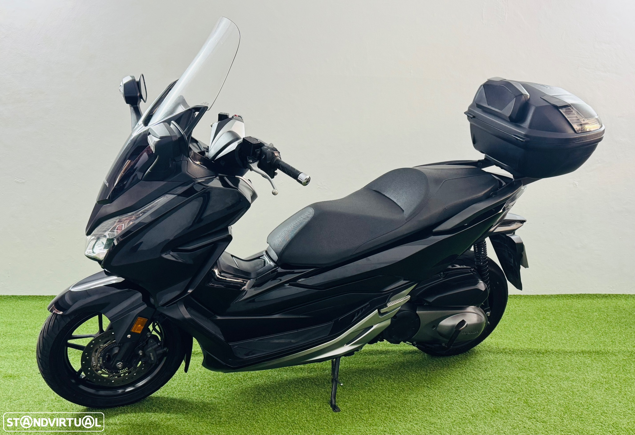 Honda Forza 300cc - 9