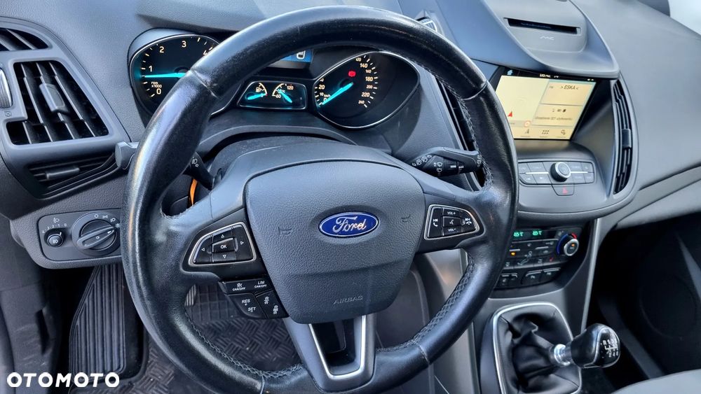 Ford Kuga 2.0 TDCi 4x2 Titanium - 21
