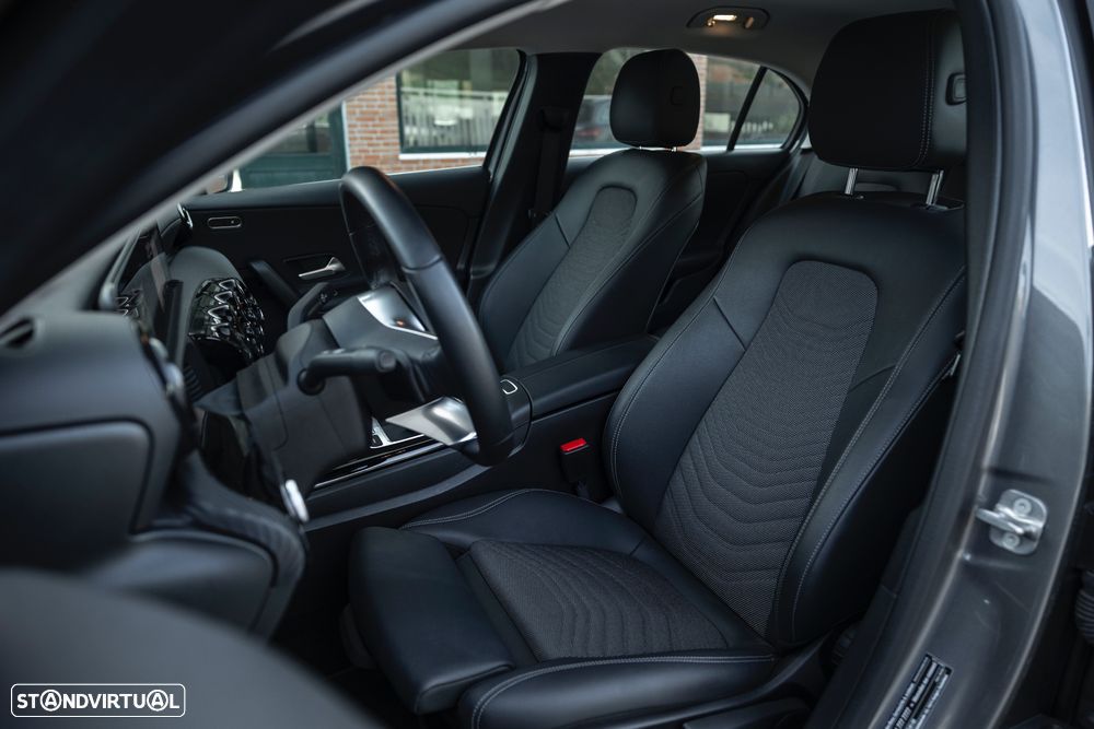 Mercedes-Benz A 200 Standard - 19