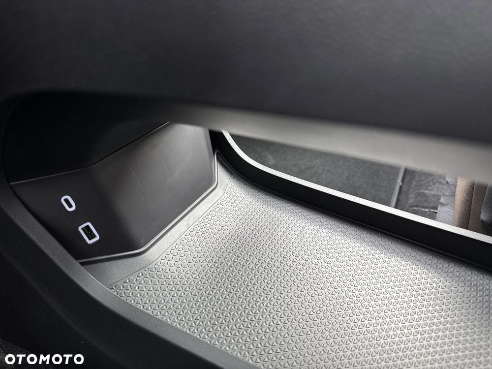 Chery Tiggo 8 1.5 T-GDI Super Hybrid Prestige DCT - 22