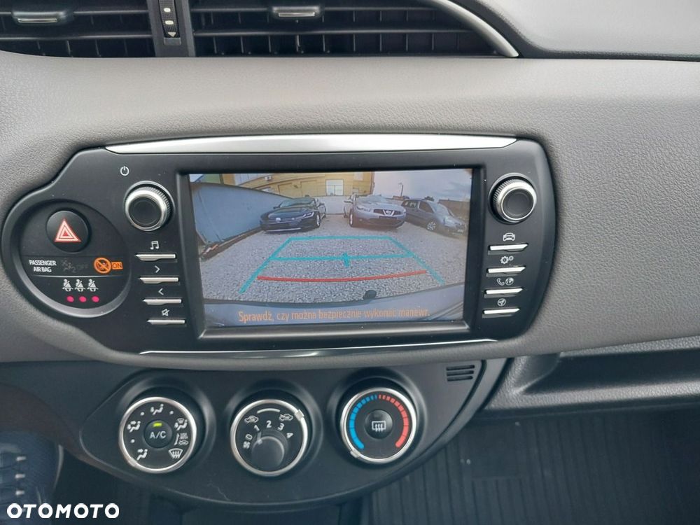 Toyota Yaris 1.5 Premium - 5