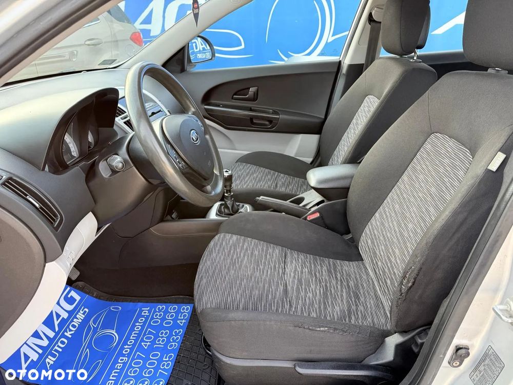 Kia Ceed 1.6 CRDi 115 Edition 7 - 13