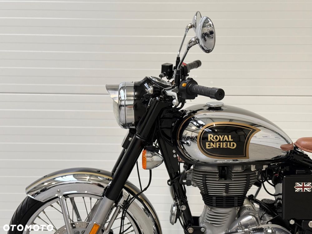 Royal Enfield Classic - 25