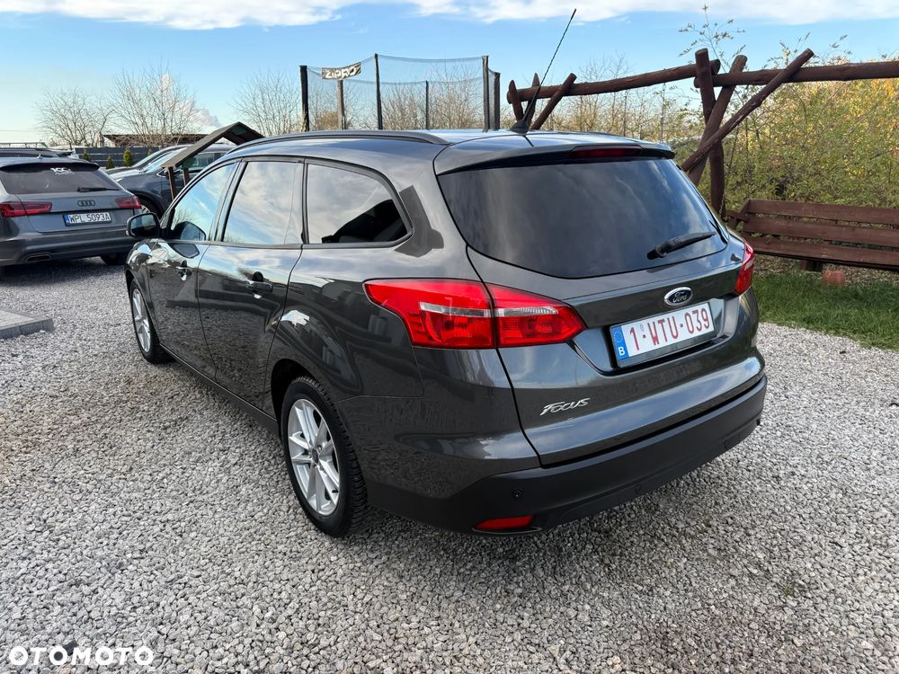 Ford Focus - 15