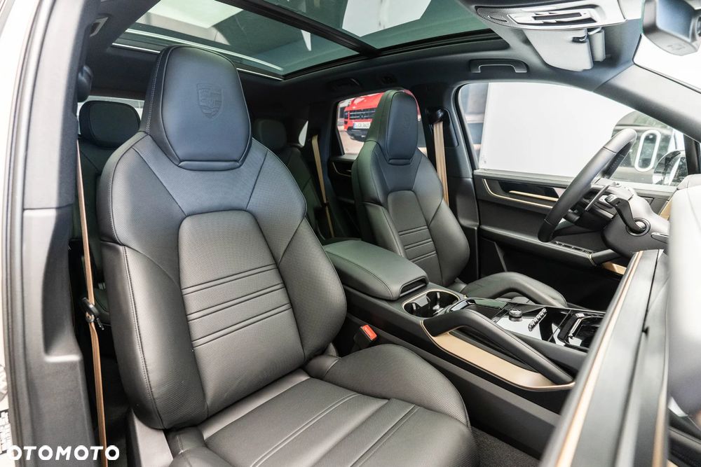 Porsche Cayenne E-Hybrid PHEV Black Edition - 15