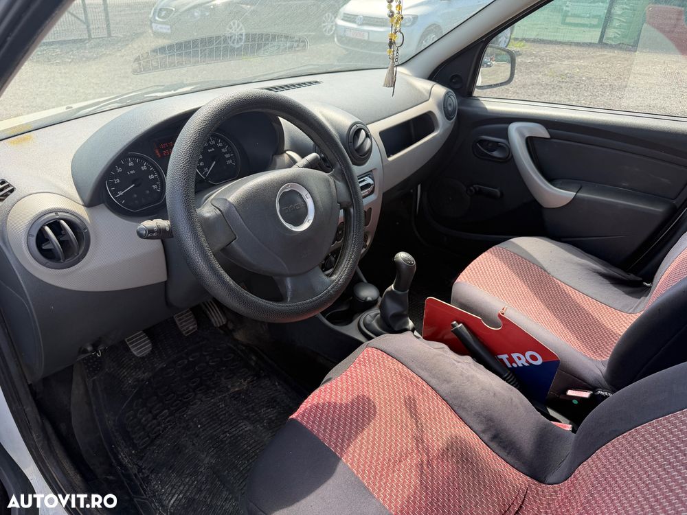 Dacia Logan Express 1.4 MPI - 7