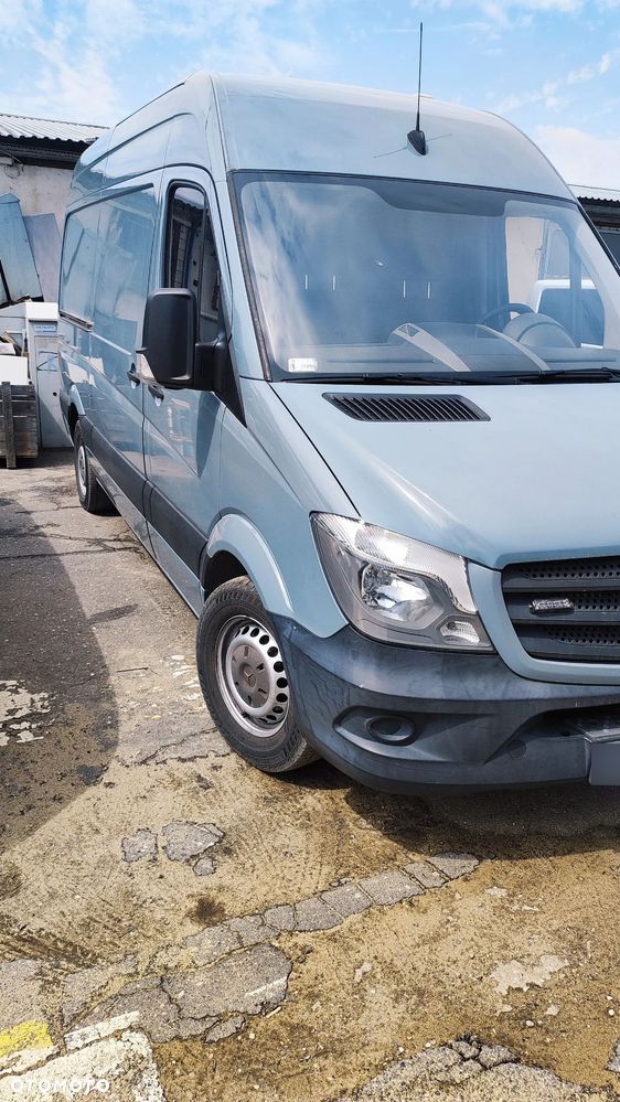 Mercedes-Benz Sprinter - 3
