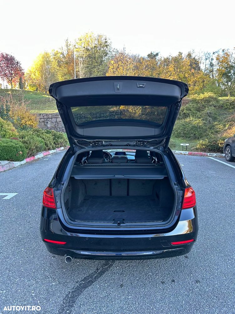 BMW Seria 3 320d DPF Aut. Edition Sport - 10