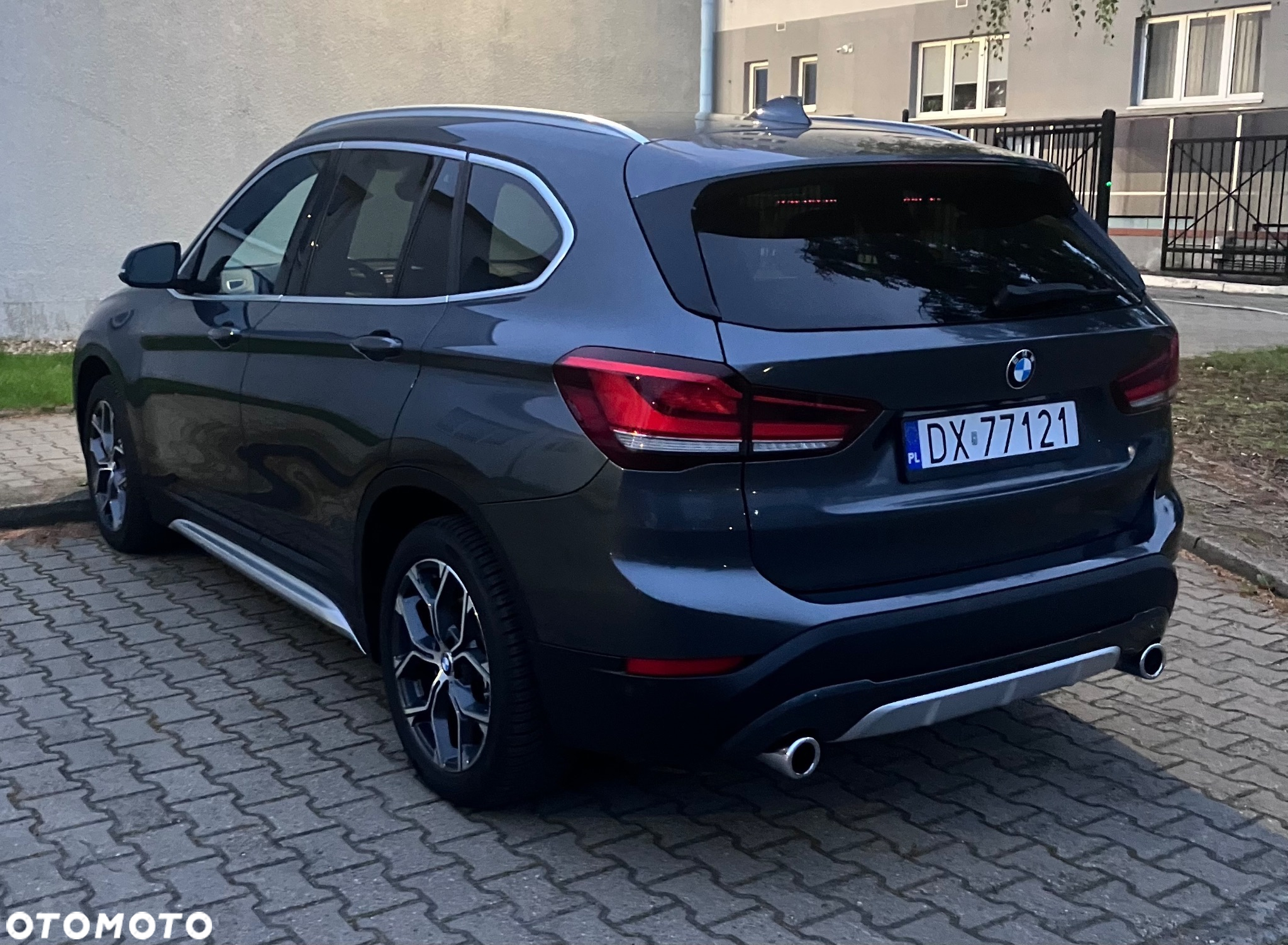 BMW X1 xDrive25i xLine - 4