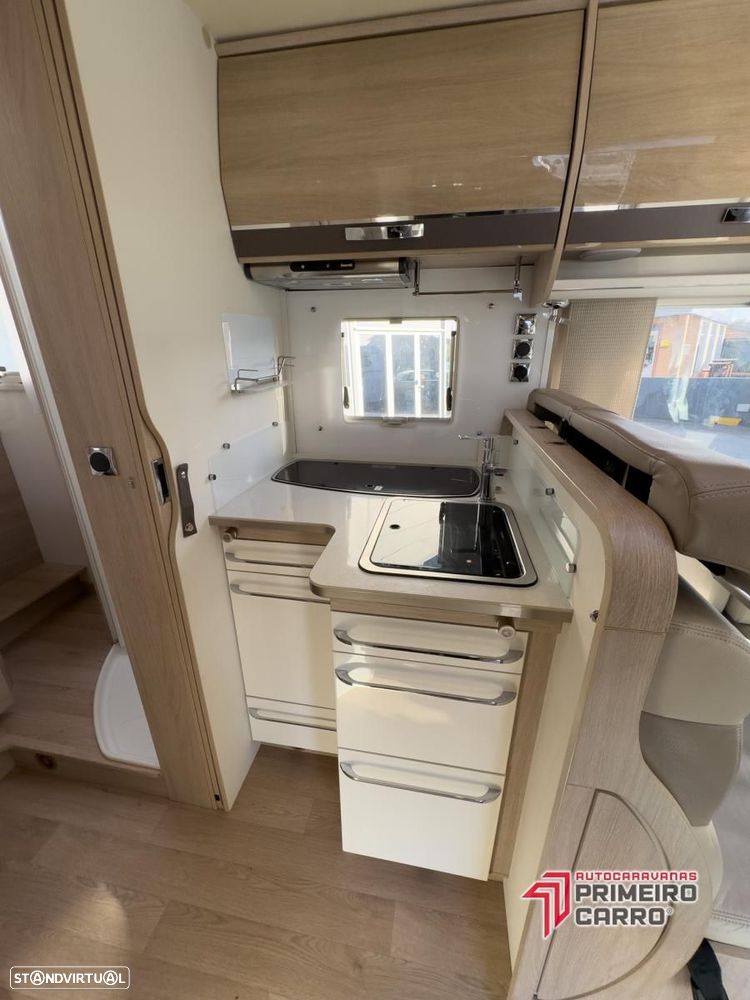 Rapido Serie 8F 880F cama central e basculante - 7