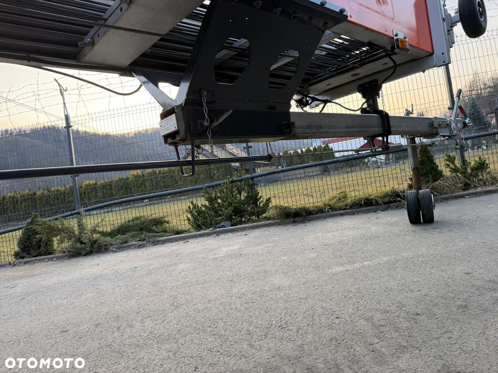 Paus Easy Big 25WH Drabina Dekarska w pełni Hydrauliczna 26 metrów. Obrotowa. 2018rok. Jak Nówka z salonu. praktycznie zerowy przebieg! Odpala na kluczyk. Silnik Honda. Serwisy w Dekra do Końca. Sprowadzona z Komuny Norweskiej. Wielka Okazja. Dokumenty do rejestracji. Dodatkowe sterowanie z góry. Nowy model - 21