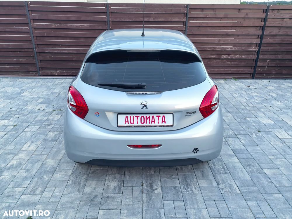 Peugeot 208 1.4 HDi FAP STT Active - 10