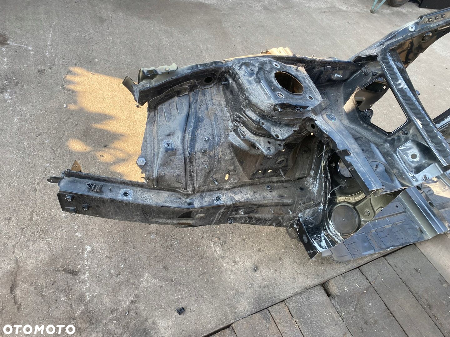 mercedes A 177 cwiartka tylna przednia prog prawy kolr 191 - 6