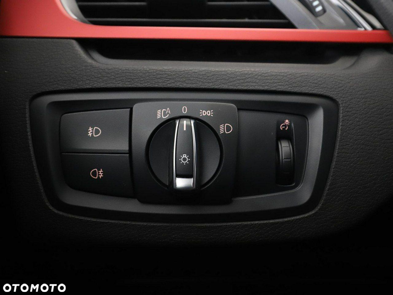 BMW X1 sDrive18d Sport Line - 34