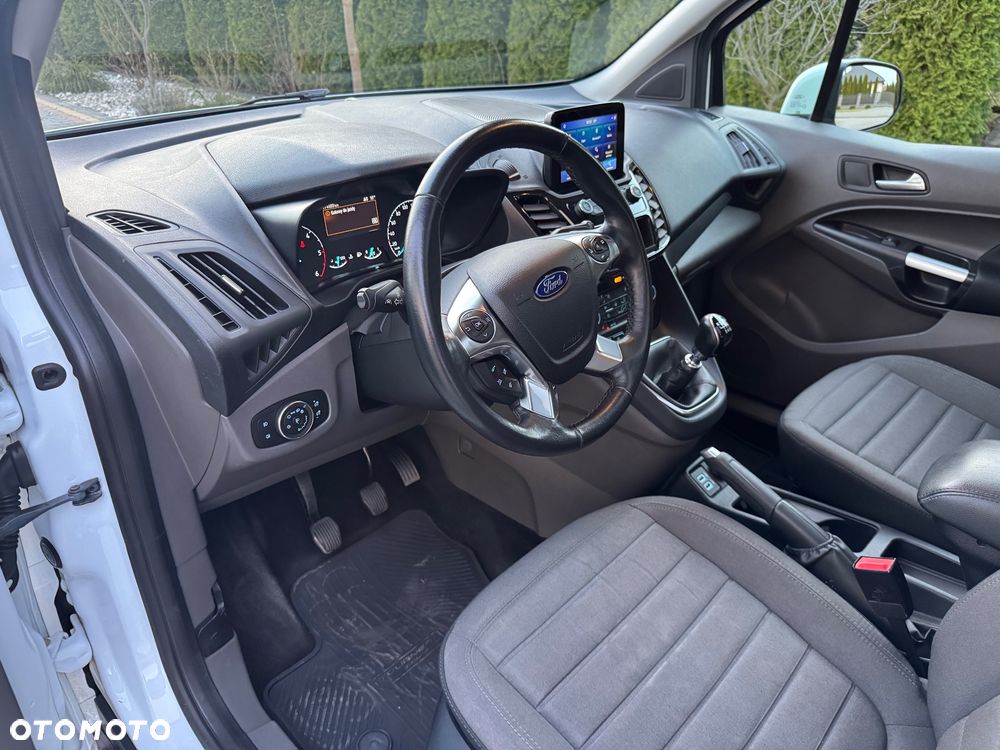 Ford Tourneo Connect 1.5 EcoBlue Titanium - 19