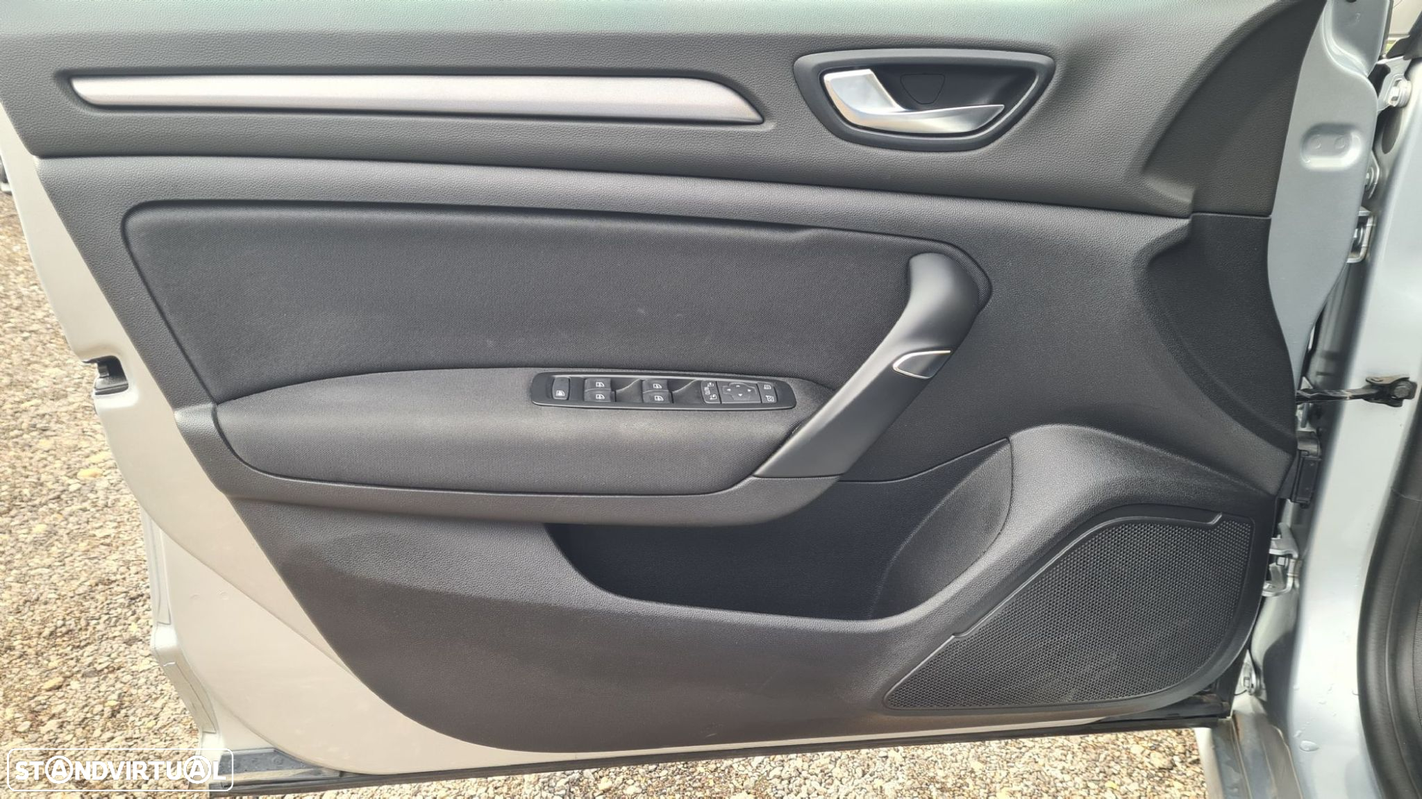 Renault Mégane 1.5 Blue dCi Intens - 7