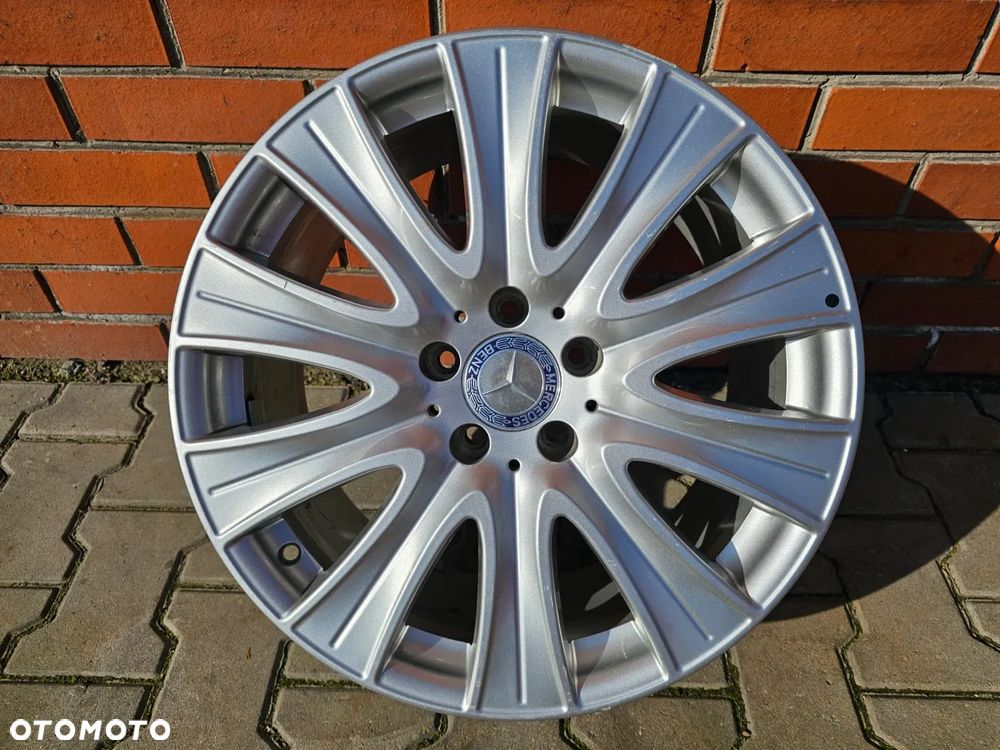 (F97) Mercedes-Benz OE S-klasa W222 W217 E W212 C W204 GLK / A2224013200 / 8,5Jx18 ET35.3 5x112