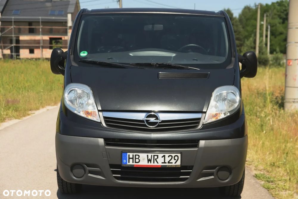 Opel Vivaro - 12