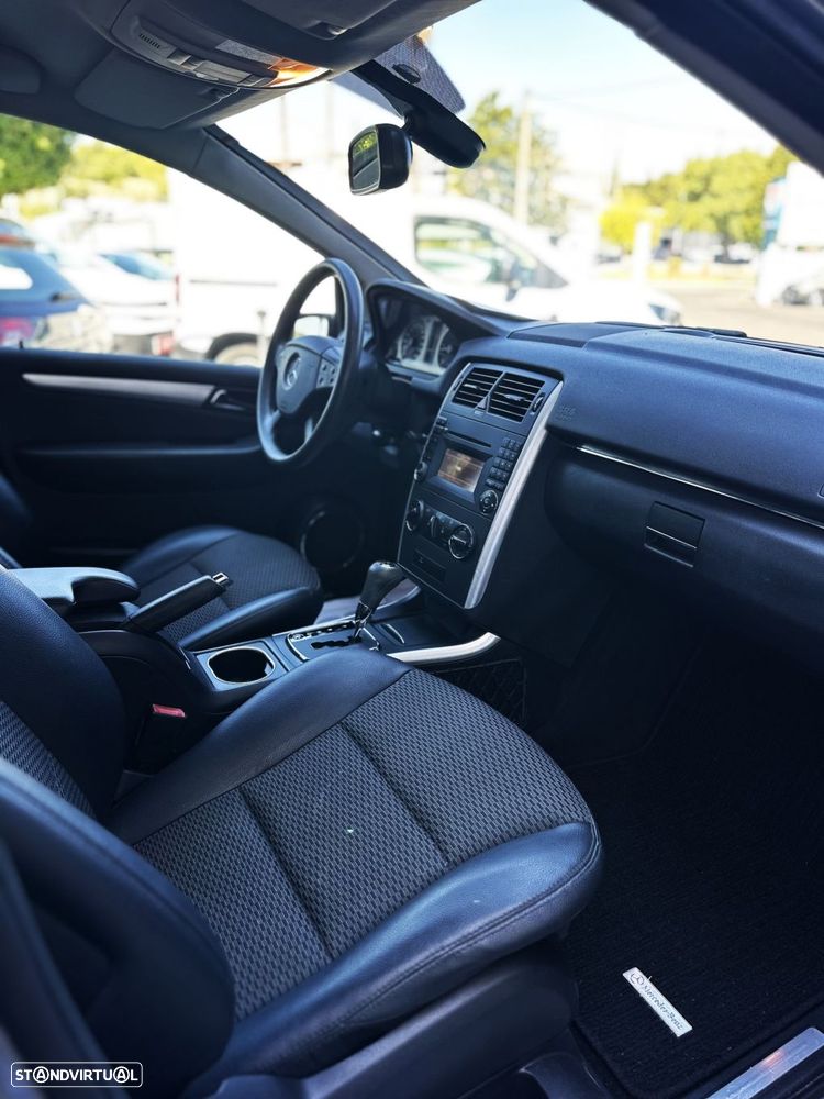 Mercedes-Benz B 180 CDi Autotronic - 13