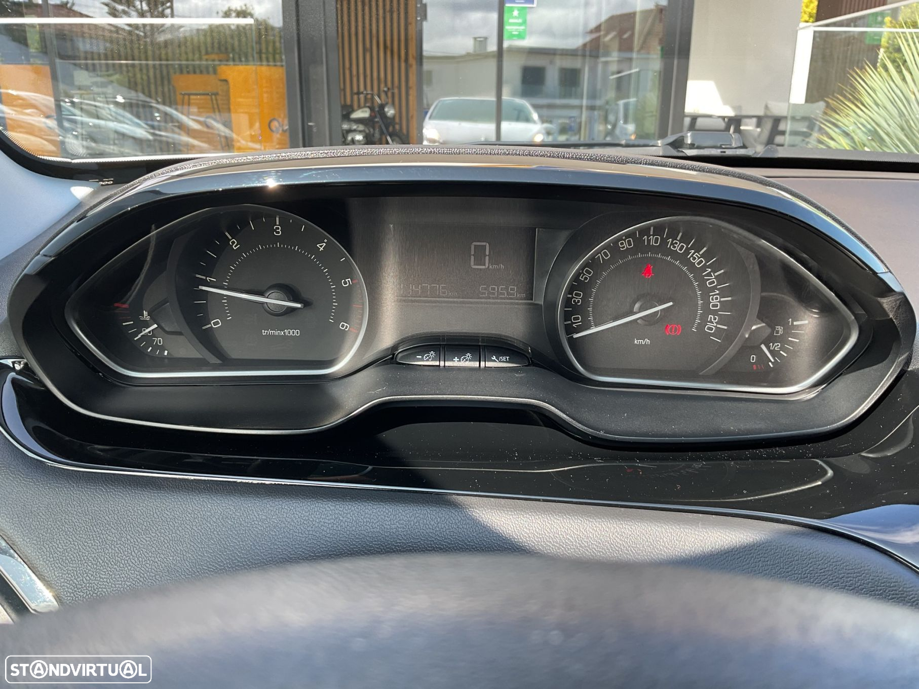 Peugeot 208 1.5 BlueHDi Active - 24